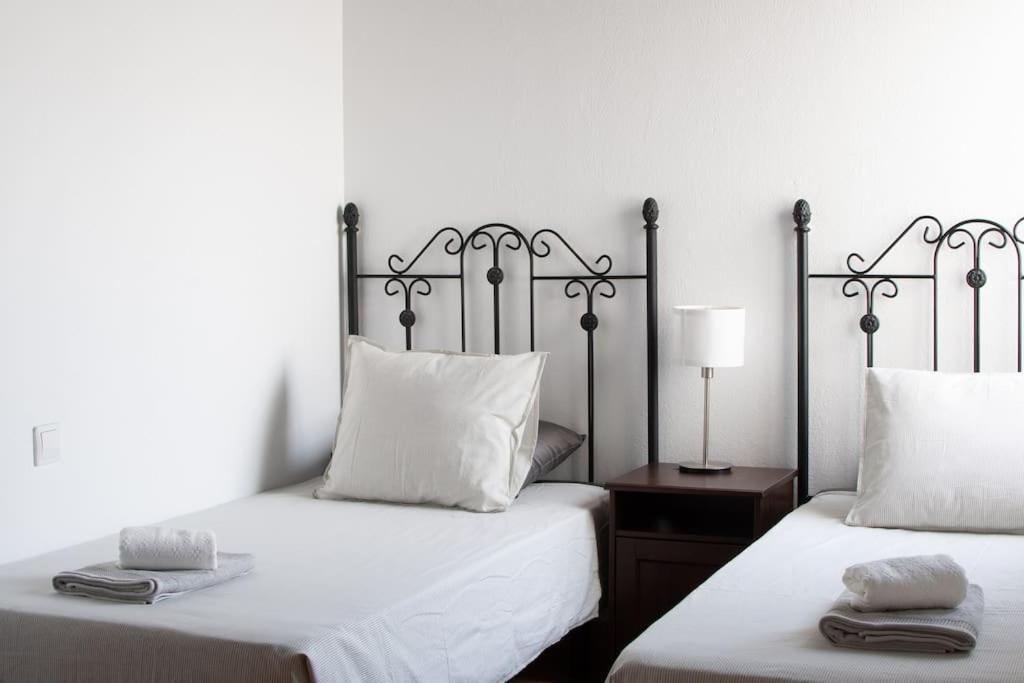 Casa Marlay Spacious, Heated Pool, Bbq & Fast Wi-Fi Only 15 Minutes Walk To Town ปลายาบลังกา ภายนอก รูปภาพ