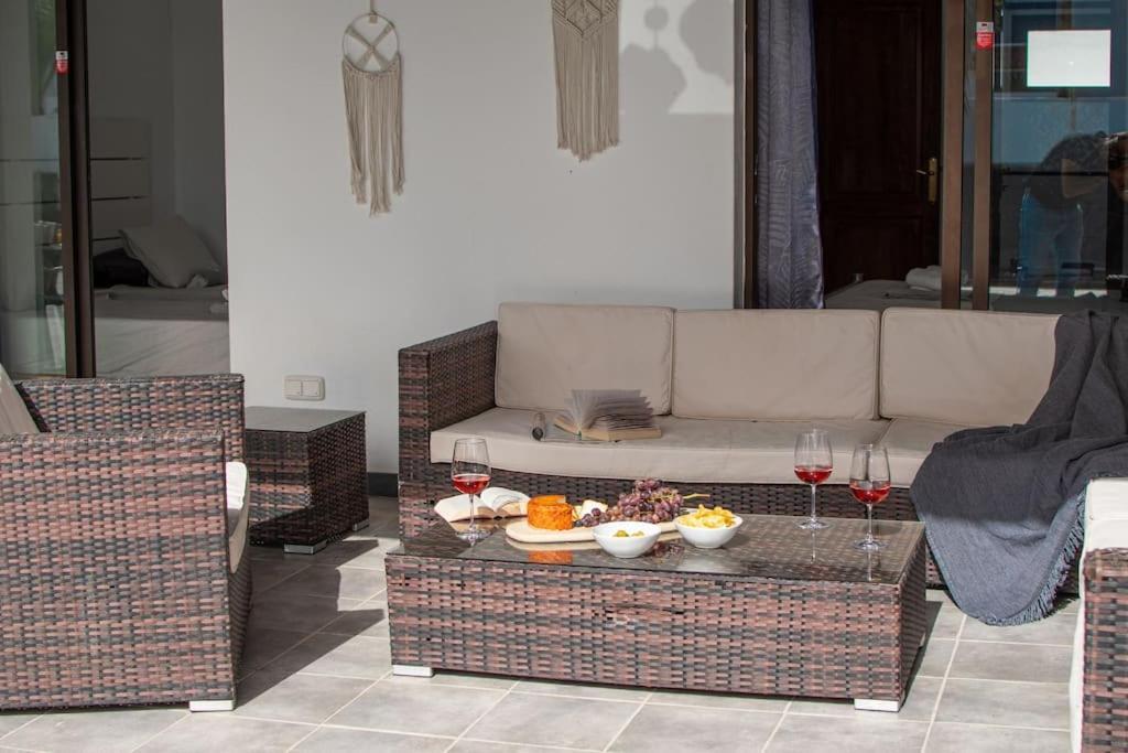 Casa Marlay Spacious, Heated Pool, Bbq & Fast Wi-Fi Only 15 Minutes Walk To Town ปลายาบลังกา ภายนอก รูปภาพ