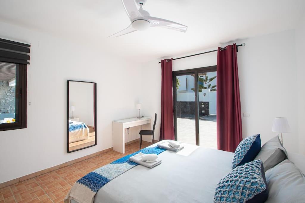 Casa Marlay Spacious, Heated Pool, Bbq & Fast Wi-Fi Only 15 Minutes Walk To Town ปลายาบลังกา ภายนอก รูปภาพ