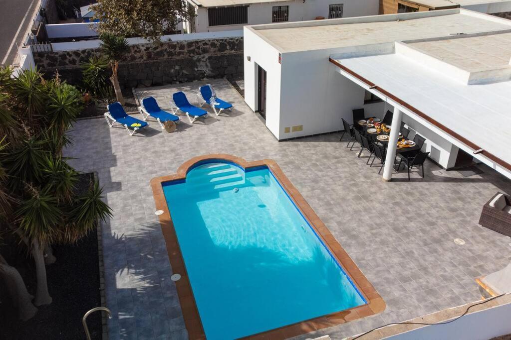 Casa Marlay Spacious, Heated Pool, Bbq & Fast Wi-Fi Only 15 Minutes Walk To Town ปลายาบลังกา ภายนอก รูปภาพ