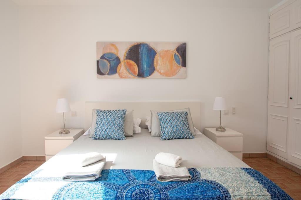 Casa Marlay Spacious, Heated Pool, Bbq & Fast Wi-Fi Only 15 Minutes Walk To Town ปลายาบลังกา ภายนอก รูปภาพ