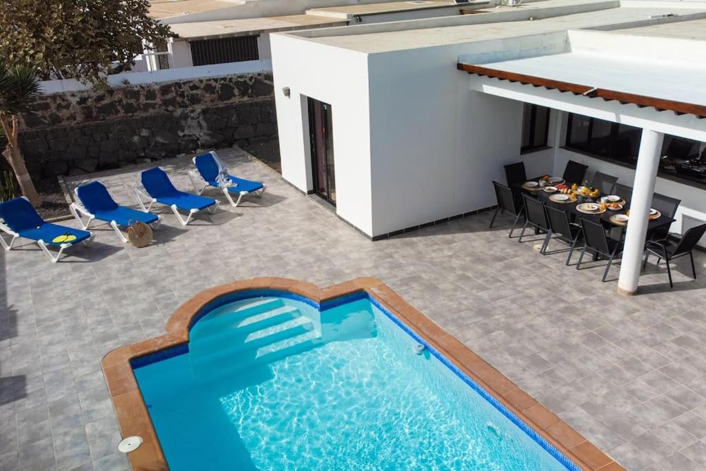 Casa Marlay Spacious, Heated Pool, Bbq & Fast Wi-Fi Only 15 Minutes Walk To Town ปลายาบลังกา ภายนอก รูปภาพ
