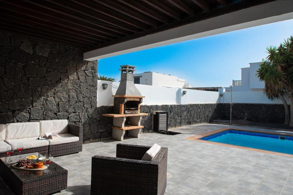 Casa Marlay Spacious, Heated Pool, Bbq & Fast Wi-Fi Only 15 Minutes Walk To Town ปลายาบลังกา ภายนอก รูปภาพ