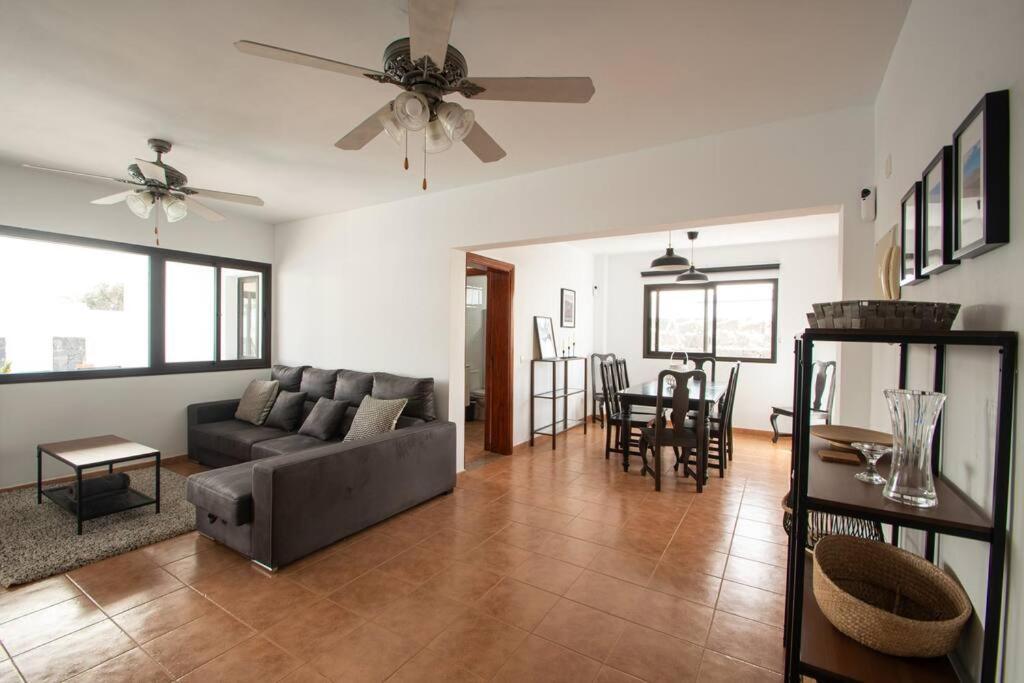 Casa Marlay Spacious, Heated Pool, Bbq & Fast Wi-Fi Only 15 Minutes Walk To Town ปลายาบลังกา ภายนอก รูปภาพ